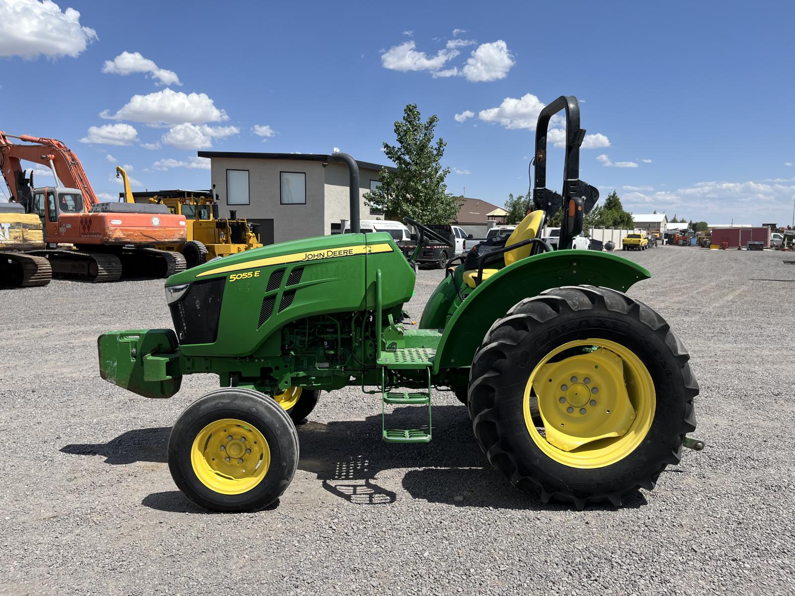 ./imagenes/INVOICE/2019/18007/JOHN DEERE 5055E (5).JPG